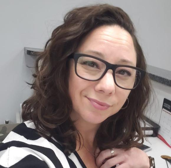 Meet your Posher, Alicia - Picture 1 of 1